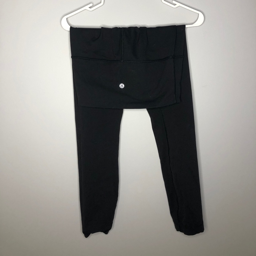 Lulu Lemon black high rise Wunder Under leggings